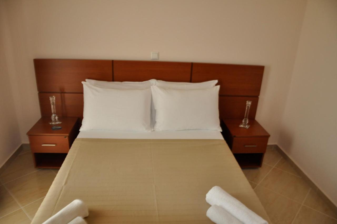 Belvedere Hotel & Suites Himare Exterior photo