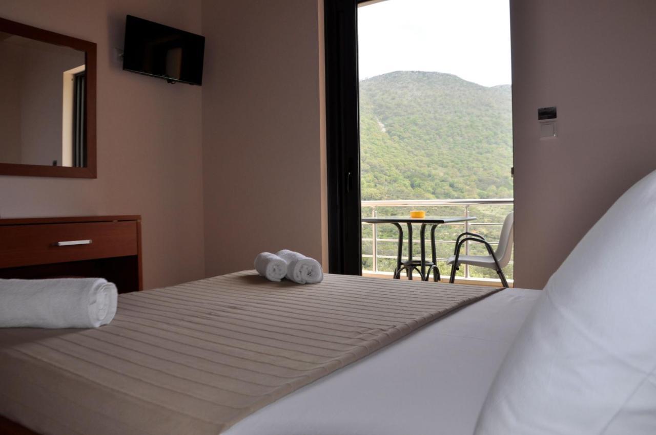 Belvedere Hotel & Suites Himare Exterior photo