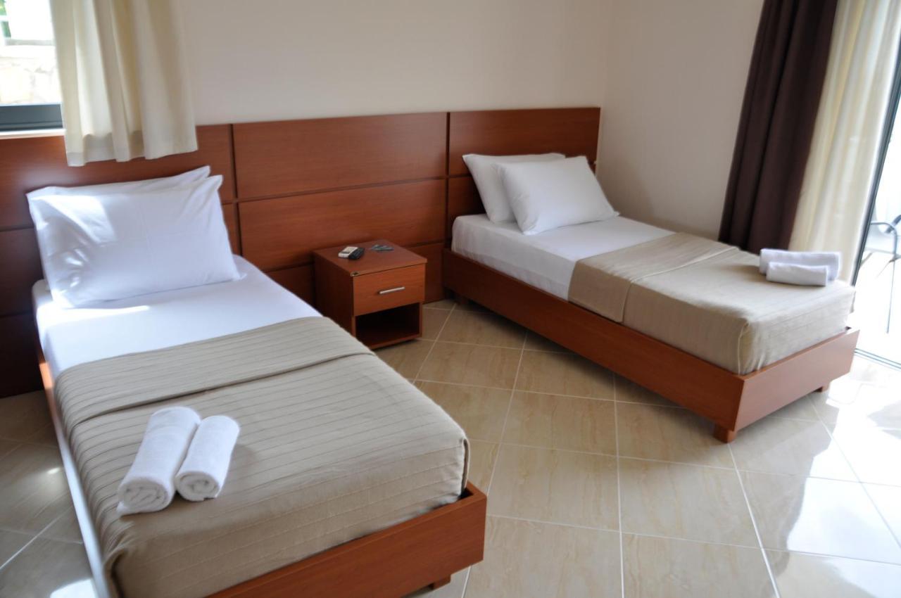 Belvedere Hotel & Suites Himare Exterior photo