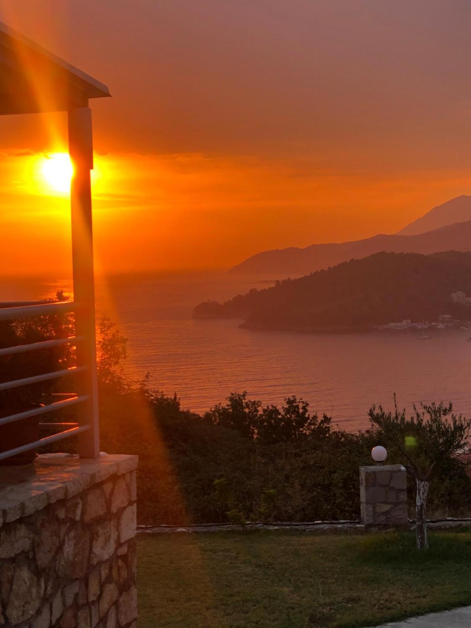 Belvedere Hotel & Suites Himare Exterior photo