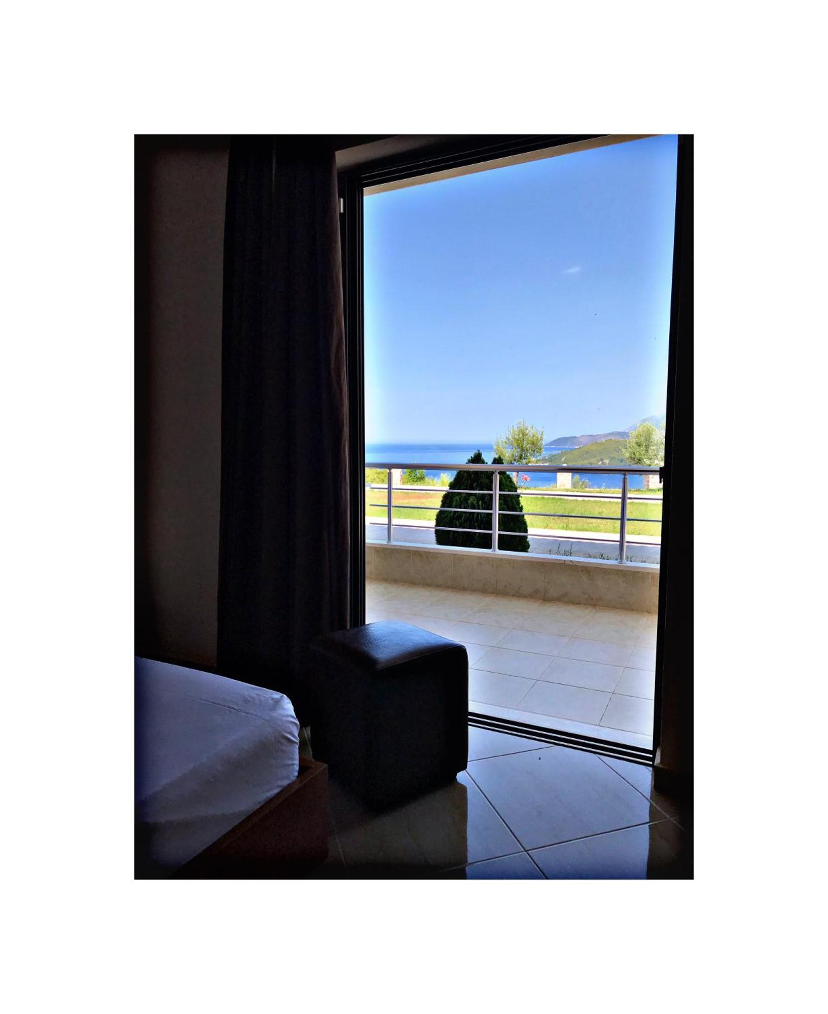 Belvedere Hotel & Suites Himare Exterior photo