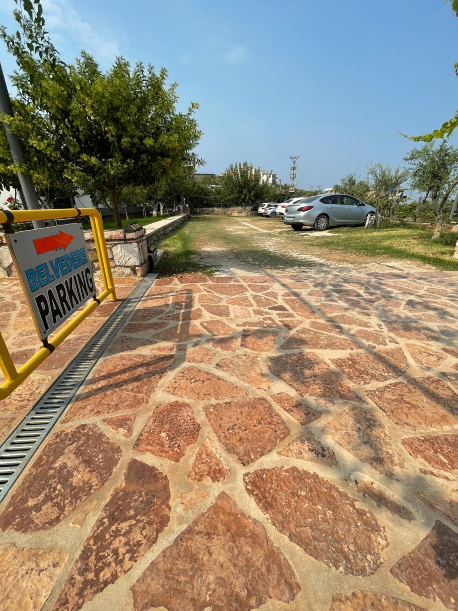 Belvedere Hotel & Suites Himare Exterior photo