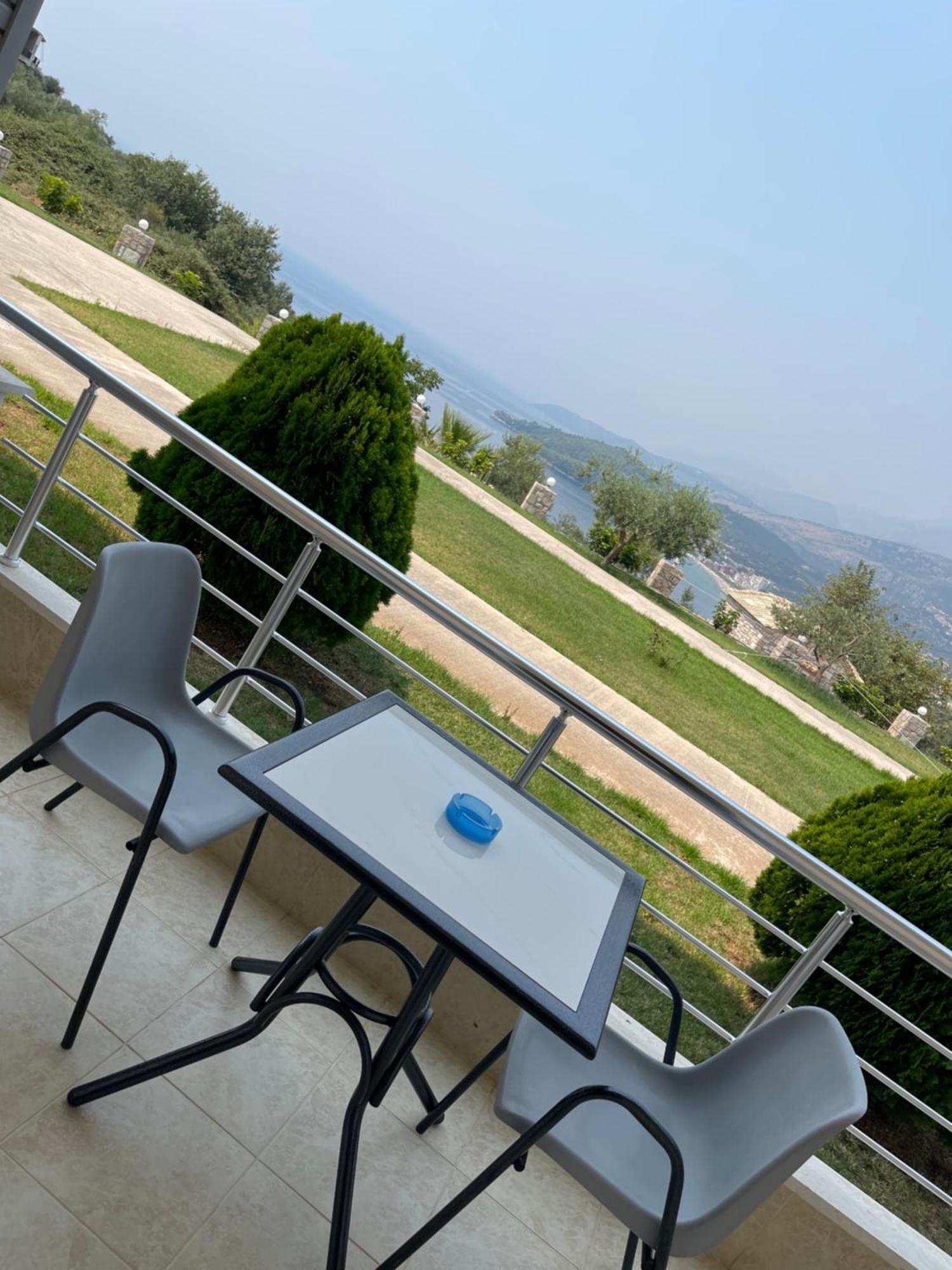 Belvedere Hotel & Suites Himare Exterior photo