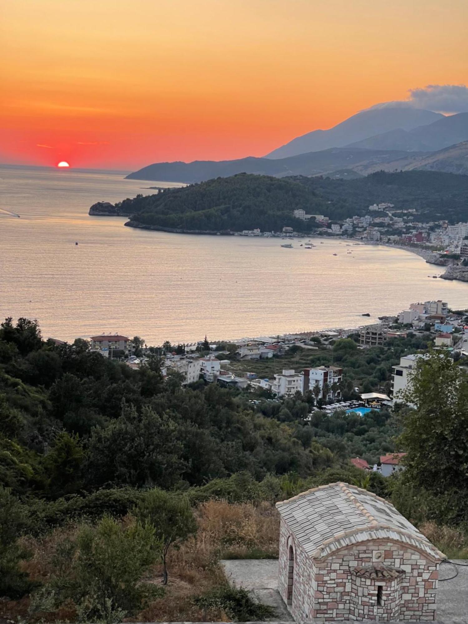 Belvedere Hotel & Suites Himare Exterior photo